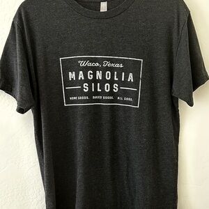 Magnolia Farms Silos T-Shirt Medium